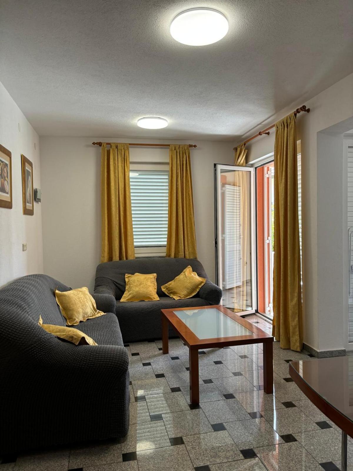 Apartments Sulekic Sveti Filip i Jakov Luaran gambar
